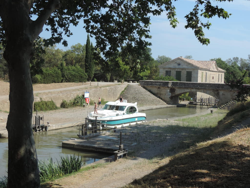 Gites Le "Val-Lea" Salleles-d'Aude Luaran gambar